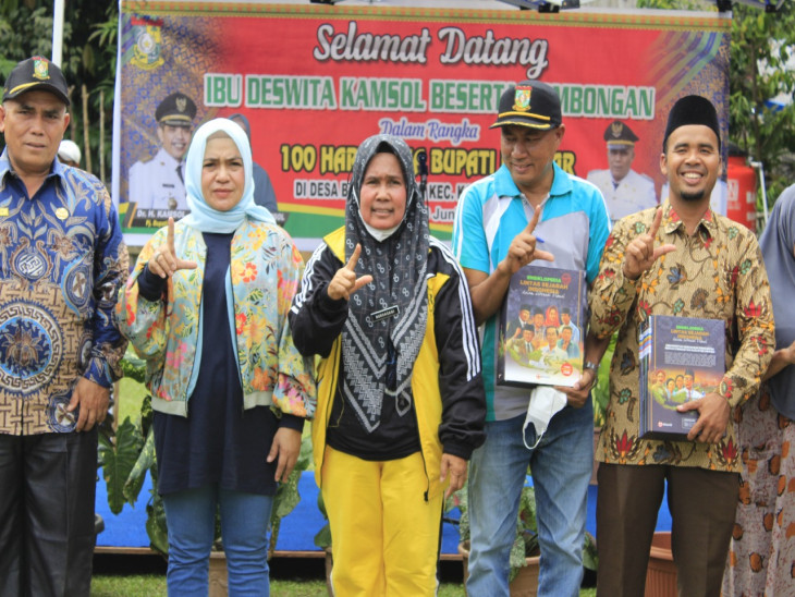 Bunda Literasi Kampar Kunjungi Desa Batu Sanggan