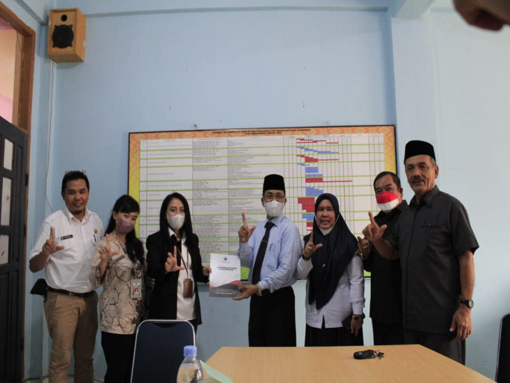 Nurhasani Sambut kedatangan Tim Survei Perpusnas RI