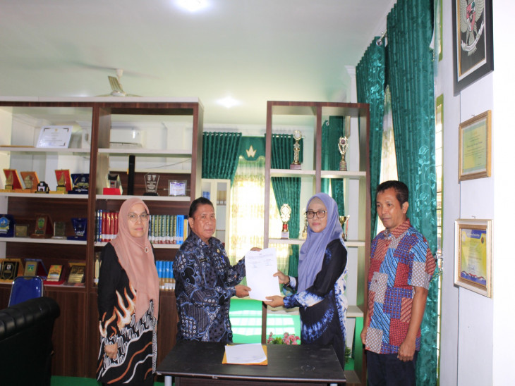 Dispersip adakan Mou dengan sekolah- sekolah untuk meningkatkan minat baca pada anak