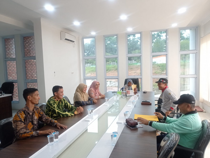 Berbagi Pengalaman pengembangan Literasi, Dispersip Kampar Kunjungi Dispersip Rohul