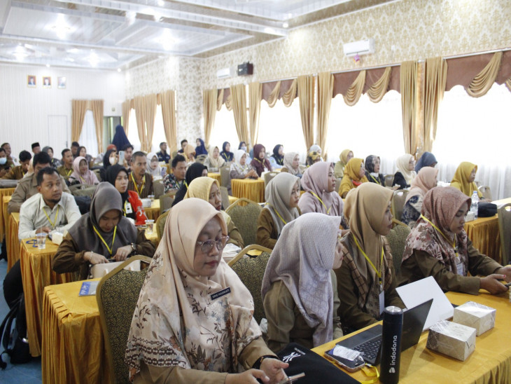 Kadispersip Buka Pelatihan Pengelola Perpustakaan Sekolah