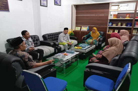 Dispersip Rohul adakan Audiensi dengan Dispersip Kampar