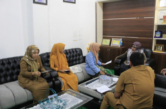 Mahasiswa UR adakan penelitian di Dispersip Kampar