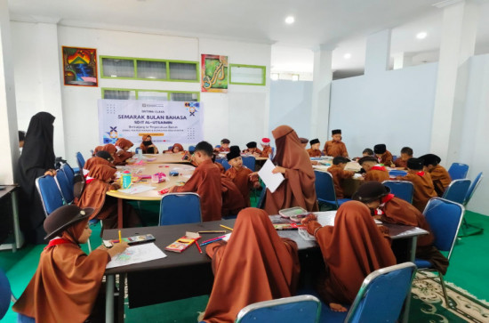 DISPERSIP Kabupaten Kampar mengadakan Story Telling yang diikuti oleh SD IT Al-Utsaimin Bangkinang