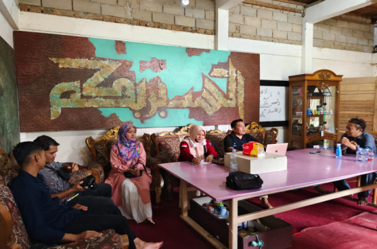 Tim pemburu Naskah Kuno Dispersip Kampar, lakukan penelusuran di Kuok