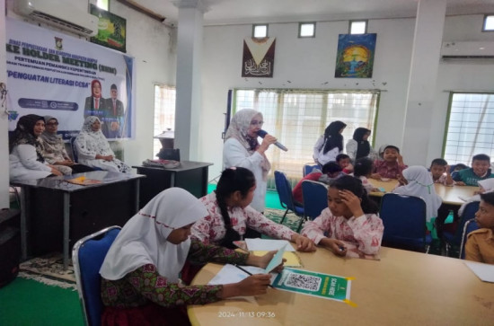 Membangun literasi di mulai dari anak usia dini
