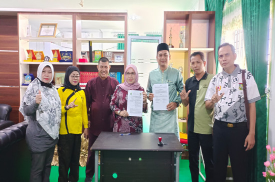 Dinas Perpustakaan dan Kearsipan Kabupaten Kampar terus berupaya dalam menyebarkan budaya pintar