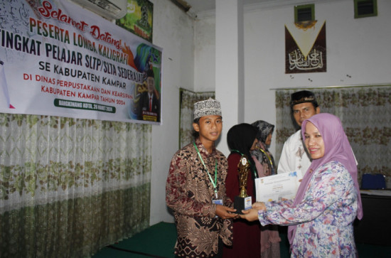 Dispersip Kampar Umumkan Pemenang Lomba Kaligrafi