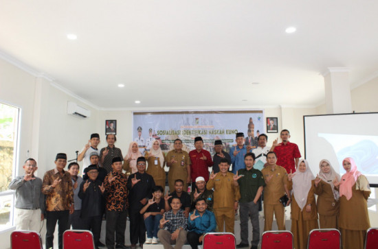 Dispersip Kampar Adakan FGD tentang Naskah Kuno